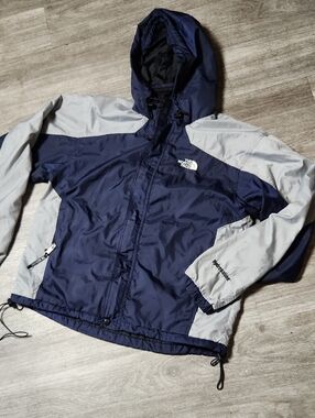 The North Face MENS Navy & Light Gray Hooded Hydrenaline Rain Jacket